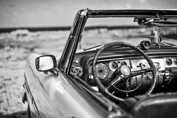 old auto in cuba