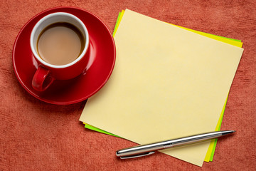 blank reminder note with coffee