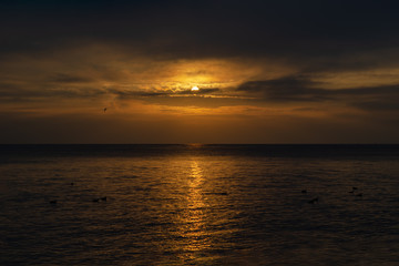 Fototapeta na wymiar Beautiful sunset above the sea