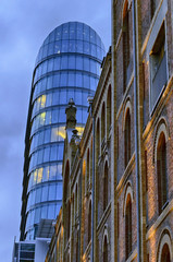 Alte und neue Architektur in Düsseldorf