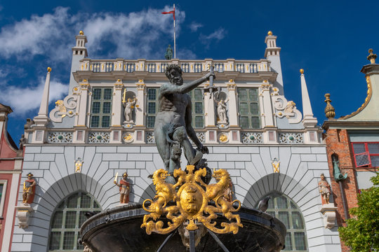 The Artus Court (Dwor Artusa) and Neptune Fountain in Old Town in city of Gdansk, Poland.