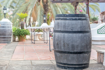 Barrel placed on the outside of a restaurant