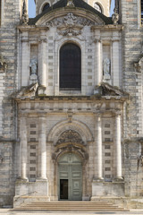 Fototapeta na wymiar Entrance to Eglise Saint-Pierre in Chalon-sur-Saone, France