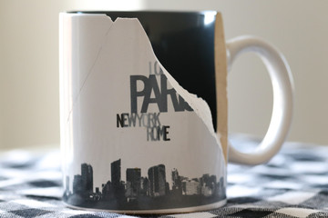 Mug cassé 2