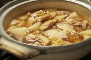 鶏肉と大根の煮物