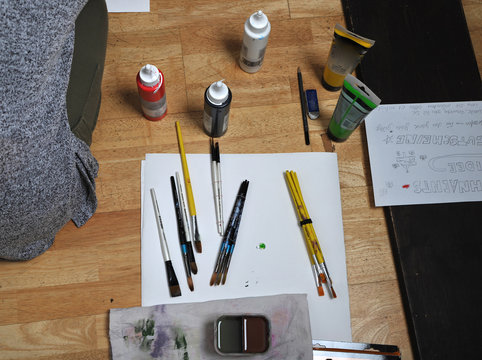 kunst maler malen atelier projekt mischen mischkasten fabrpalette