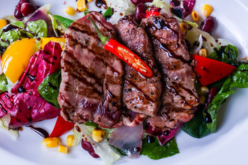 Grilled pork with vegetables