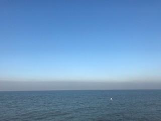 Obraz premium sea and blue sky