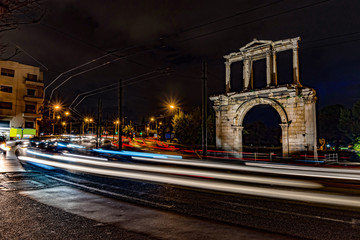 Obraz premium Light trails of moving cars