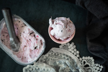 Peppermint Gelato with Chocolate Drizzle