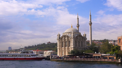 Fototapeta na wymiar Ortakoy Mosque on the Bosphorus, Turkey, Istanbul
