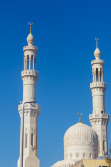 Obraz premium Сentral mosque in Hurghada, Egypt