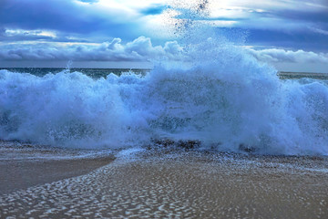 Brechende Welle auf Kauai