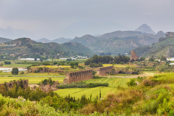 Fototapeta na wymiar Aqueducts in the ancient city of Aspendos in Antalya
