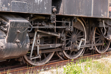 Fototapeta na wymiar Räder von Dampflokomotiven in Nahaufnahme