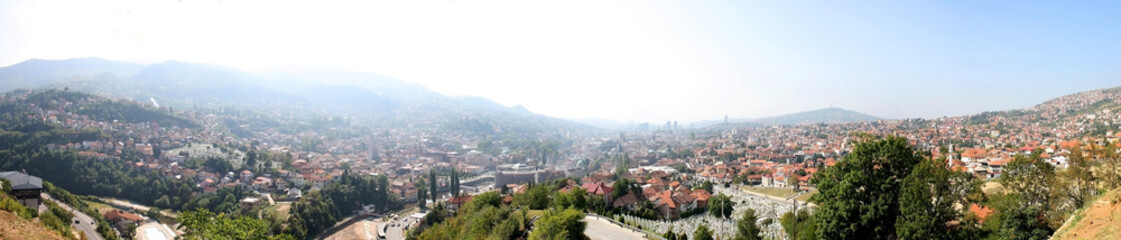 Fototapeta na wymiar Panoramic view of Sarajevo from Yellow Fortress on a sunny day. 