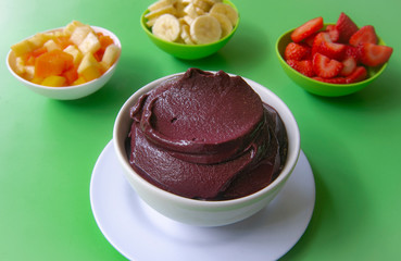 Healfhy açaí with fruits