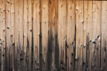 焼杉板壁