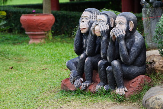 three black monkeys statue, closes eye, mouth, ear.