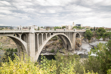 Fototapeta na wymiar Bridge in Spokane