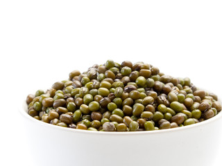 The mung beans in bowl