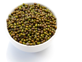 The mung beans in bowl
