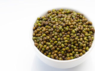 The mung beans in bowl