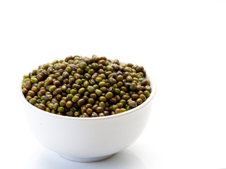 The mung beans in bowl