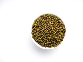 The mung beans in bowl