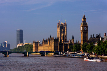 London (UK), Houses of Parliament mit Big Ben und Westminster Bruecke