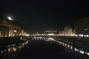 Fototapeta na wymiar Ponta Vecchio Florence at night colour