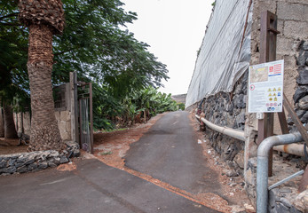 narrow street in tenerife