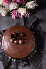Chocolate cake - Airy biscuit and a cream of cream and chocolate