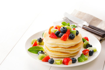 フルーツパンケーキ　Fruit pancake
