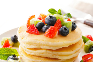 フルーツパンケーキ　Fruit pancake