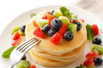 フルーツパンケーキ　Fruit pancake