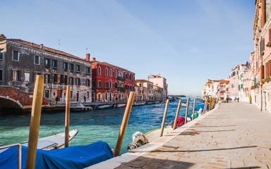 Fototapeta na wymiar colorful fishing boats in Venice, Italy