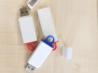USB stick with wooden background