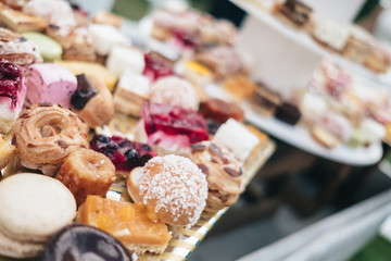 Appetizing desserts and succulent bites
