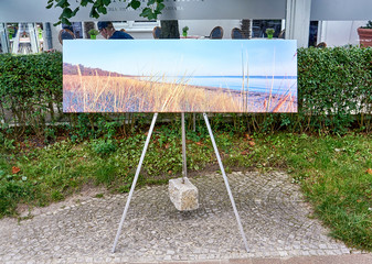 Painting as a souvenir of the beach promenade in Binz on the Baltic Sea.