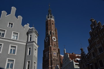 Turm der Stiftsbasilika Sankt Martin Landshut