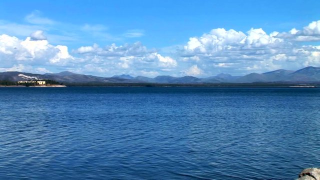 Yellowstone Lake Resort-ws-zoom