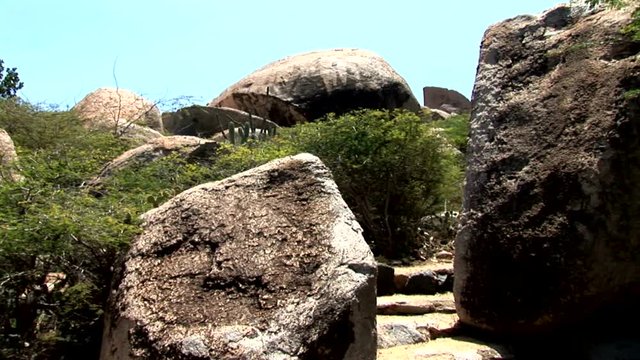 Ayo Rock Path Steps-pan