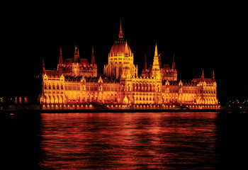 Fototapeta premium hungarian parliament in budapest