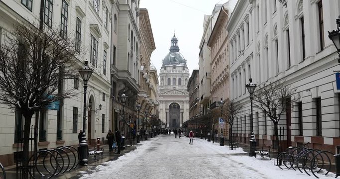 BUDAPEST, HUNGARY - JANUARY 17, 2019 : St. Stefan basilica exterior view at winter time 8