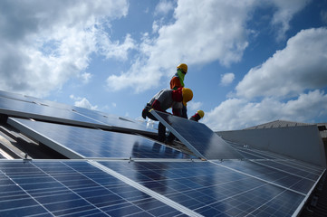 Installing a Solar Cell on a Roof