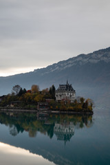 Fototapeta na wymiar Schloss Iseltwald | Iseltwald, Schweiz