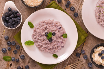 Blueberry risotto with mascarpone. 