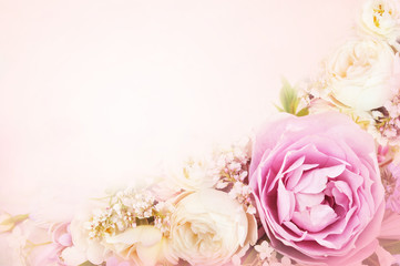 Naklejka premium Summer blossoming delicate rose blooming flowers festive background, pastel and soft bouquet floral card, selective focus, toned 