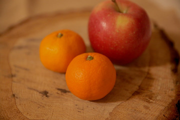 Two mandarin and juicy apples 